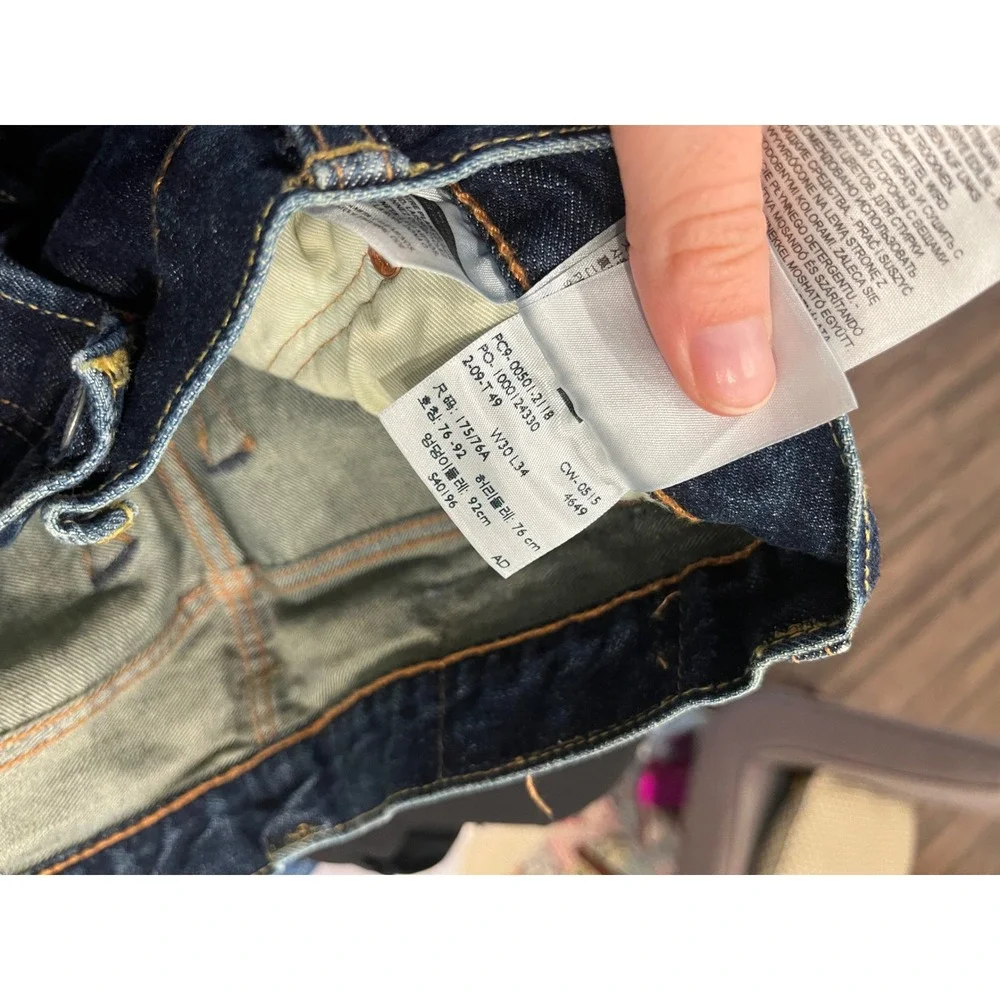 Levi's 501 Jeans Men's‎ 30x34 Button Fly Classic Straight Leg 100% Cotton